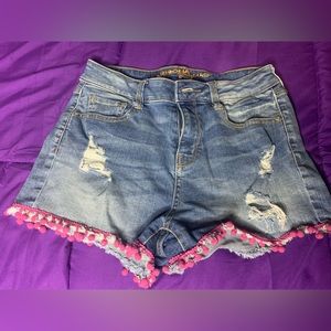 Arizona jean company shorts size 5 with Pom poms